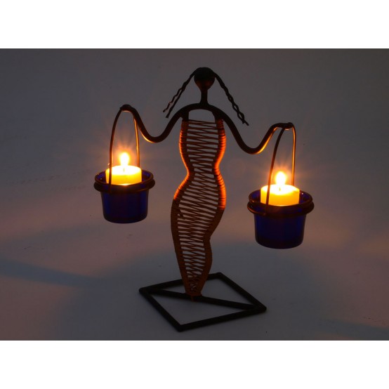Svícen kovový se sklem, žena s vědry, 2 svíčky