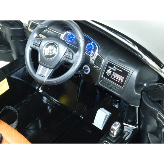 Volkswagen Touareg s 2.4G D.O., odpružení, bluetooth, MP3, USB, SD, ČERNÁ METALÍZA, ro