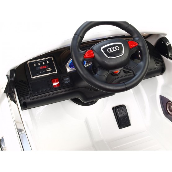 Licenční Audi Q7 s dálkovým ovládáním, FM rádiem, odpružením náprav, LED světly, BÍLÁ, rozbaleno