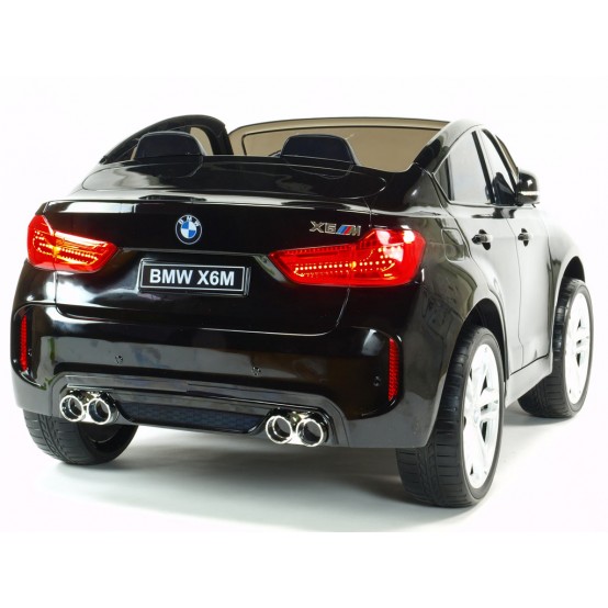 BMW X6 M dvoumístné, s 2.4G D.O., elektrickou brzdou, AUX a USB, černé lakované
