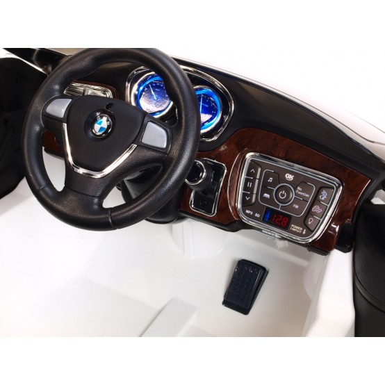 BMW X6 s dálkovým ovládáním 2.4G a novou palubní deskou,12V, ČERNÉ LAKOVÁNÍ