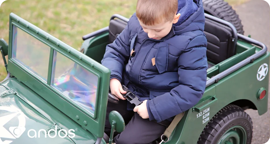 Elektrické autíčko pro děti Džíp Willys 4x4 24V: bezpečnostní pásy